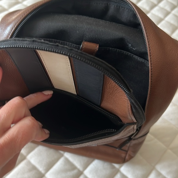 Coach Leather Sling crossbody bag - Picture 7 of 12